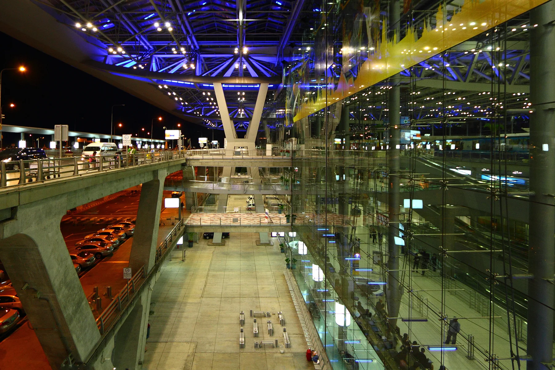 Suvarnabhumi Airport terminal at night